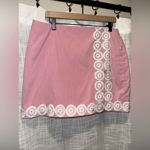 CROWN & IVY Womens Skort Size 14 Red Pinstripe Lace Skirt Embroidered Preppy